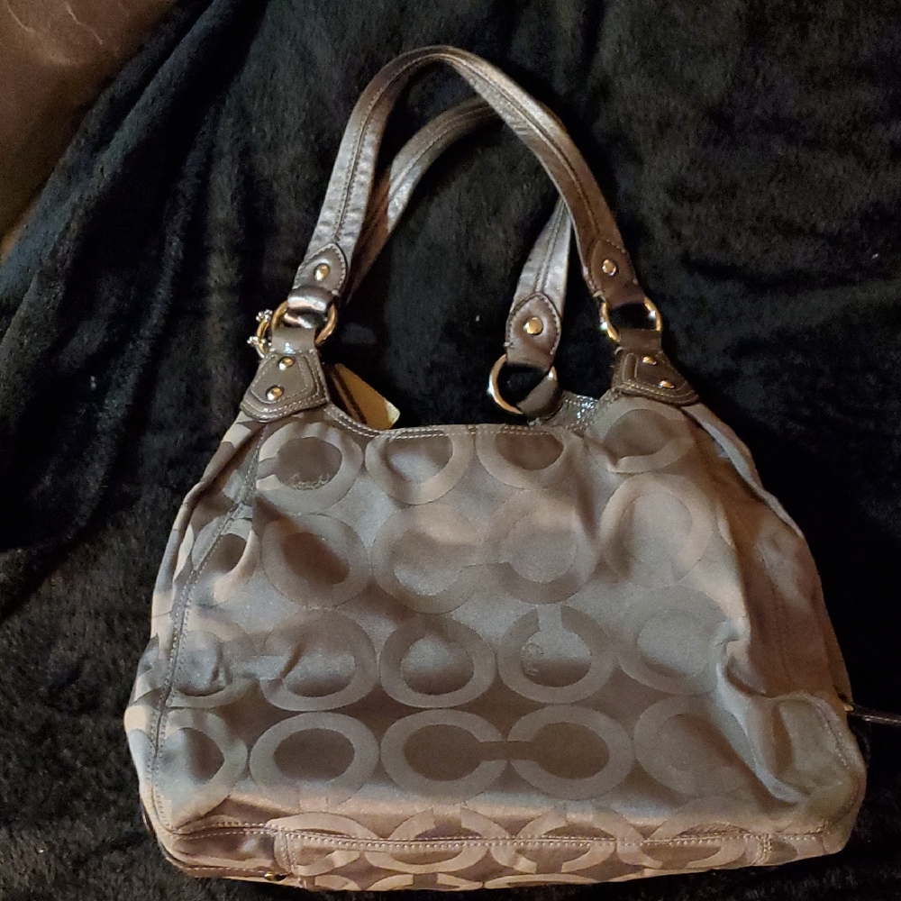Elegant Authentic Coach Signature Grey Tote Bag
